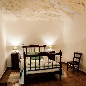 https://casa-cueva-el-molino.in-canary-islands.com